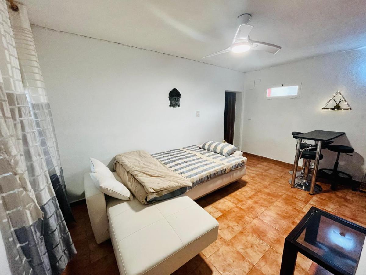 Estudio Adosado Acogedor Con Jardin, Barbacoa Y Parking Privado Alicante Eksteriør bilde
