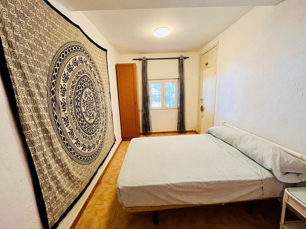 Estudio Adosado Acogedor Con Jardin, Barbacoa Y Parking Privado Alicante Eksteriør bilde
