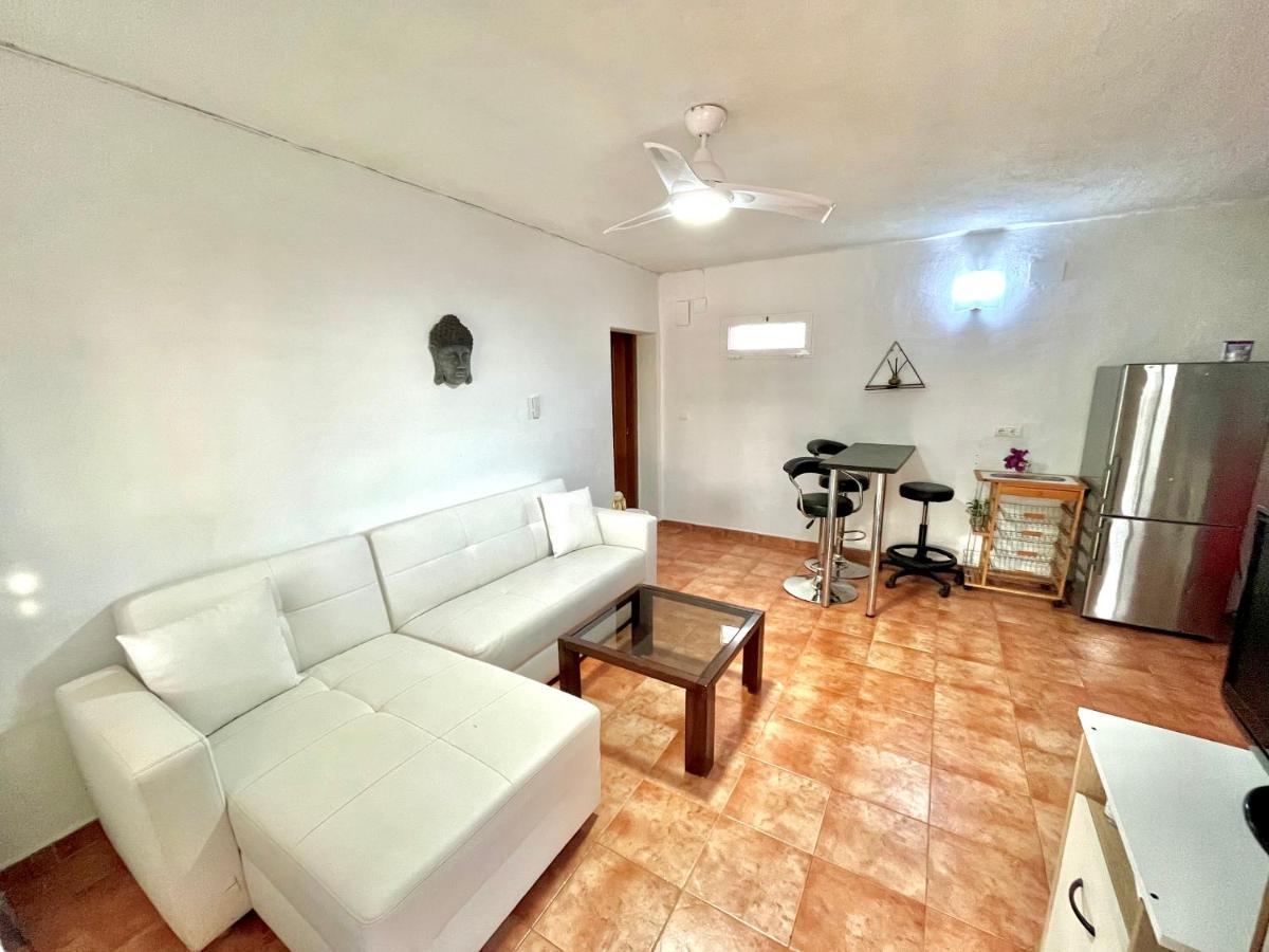 Estudio Adosado Acogedor Con Jardin, Barbacoa Y Parking Privado Alicante Eksteriør bilde
